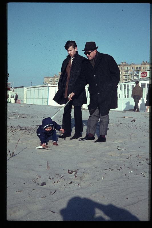 07.Scheveningen mrt 1966 Rino,Walter,Peter.JPG